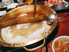 -重庆爽翻天老火锅(临平万达广场店)