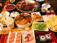 -大龙辣火锅·龙虾·烧烤(湖滨新天地店)