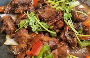 Sauce-Braised Little麻Duck