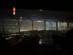 -SU lounge the lake view湖景酒廊