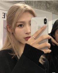 -AYO SALON