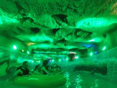 -青岛东方影都融创水世界