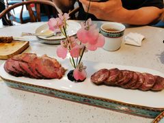-品疆山新疆特色主题餐厅