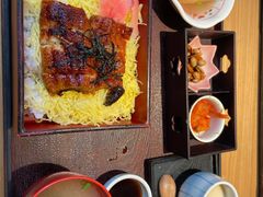蒲烧鳗鱼定食-味太助·银饭食堂(中华城店)