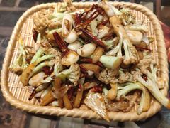 -百味地锅鸡(二店·财校分店)