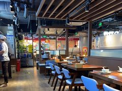 大堂-全牛匠·乐山跷脚牛肉(西单华威约饭街店)