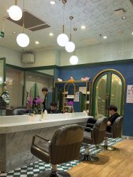 -逸丝风尚专注烫染