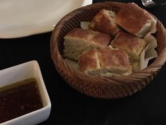 餐前面包-Efes Turkish & Mediterranean Cuisine 艾菲斯餐厅(陆家嘴店)