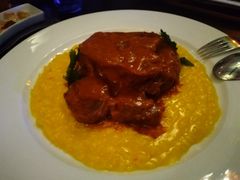-卡佩罗意大利餐厅及酒吧Al Cappello Trattoria