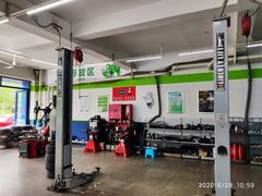 -耐跑(万达广场店)