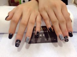 iphone_upload_pic-百利悠专业美甲沙龙