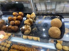-白玉兰食品(中山公园龙之梦店)
