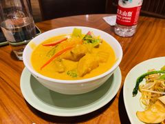 黄咖喱鸡-mango tree芒果树泰国餐厅(青岛万象城店)