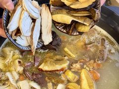 -野菌皇海景野生菌火锅(滨海大道店)