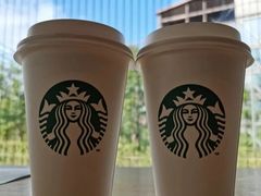 樱花草莓茶拿铁-星巴克(成都机场T2店)