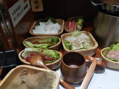 -独食火锅·半米屋台(直营总店)