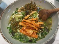 -百春原湖南牛肉粉(百联世纪店)