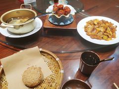 -魁盛居百年鲁菜馆(中林路店)