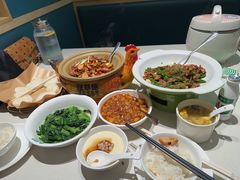 -绿草地·湘菜(7mall店)