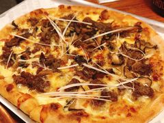 烤牛肉披萨-I HOLIC艾豪丽披萨(KKone店)