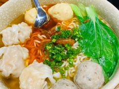 海鲜混沌面-全渔村小海鲜