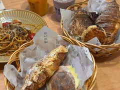 -麦田工坊(月湖店)