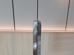 -欧辰国际酒店(重庆欢乐谷轻轨站店)
