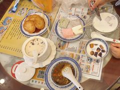 -广信牛奶甜品世家(台东店)