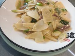 -民间瓦缸煨汤館(嵩山路店)