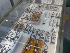-世纪大明眼镜·林德伯格·蔡司官方授权店(武昌旗舰店)