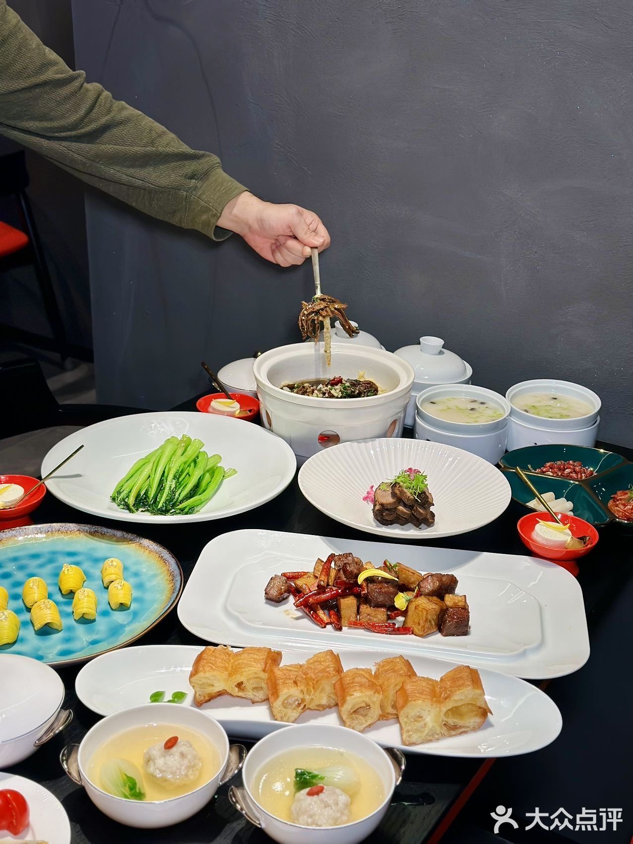 绝了，真不愧是荣登四年必吃榜的餐厅❗️❗️