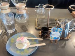 -星巴克臻选(上海虹桥新天地三店)