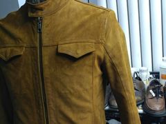 -京伟修鞋洗鞋奢侈品皮具护理店