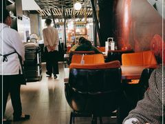 大堂-老头儿油爆虾·1987杭州烟火味(湖滨银泰in77D区店)