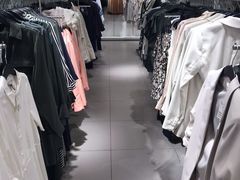 -H&M(星河城店)