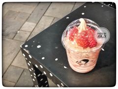 莓莓冰淇淋-喜茶(北京三里屯太古里店)