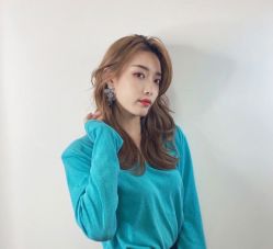 -变画·发型STUDIO