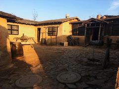 -清风小镇闯关东影视基地