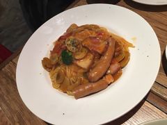 -玛格萝妮(汇智国际商业中心店)