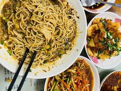 -杨大叔爱面子·四川小吃(岗头店)