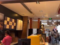 -麦当劳(汉口火车站候车室店)