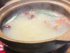 -阿润打边炉·鲜切鸡煲(华漕店)