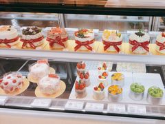 -花花卷卷·鲜食蛋糕(静安久光百货店)