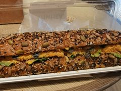 谷物肉松蛋沙拉三明治-原麦山丘(新中关店)