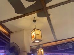 大堂-先启半步颠小酒馆(白麓里店)