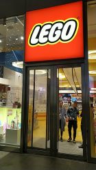 -乐高品牌旗舰店(人民广场店)