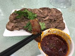 酱驴肉-老许家正宗驴肉黄面胡羊焖饼·烧烤(名吃广场店)