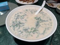 -湖泉水云间餐厅·弥勒地道菜(B座店)