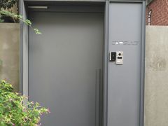 -胶囊画廊