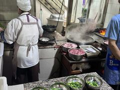 -正宗杨记普洱酸醋米线(总店)